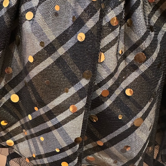 Bonnie Jean Velvet dress. - Picture 4 of 5